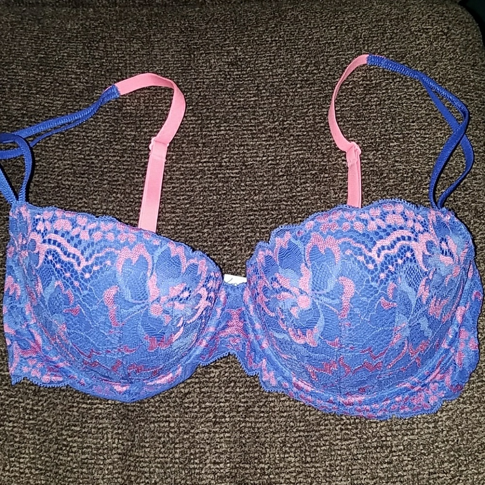 PINK bra 34C blue and pink lacey like new